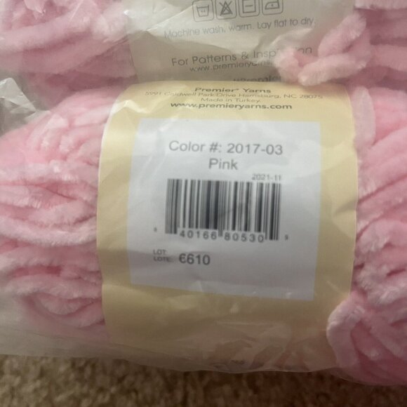 Lot Of 2 Skeins Premier Just Chenille Yarn Pink 65 Yards 100% Polyester New - Picture 3 of 3